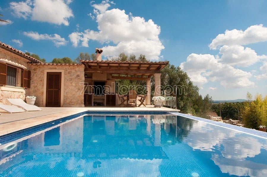 a summer in mallorca apartment pool holyday