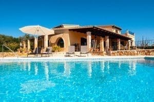 pool villa mallorca familie kinder 900x598